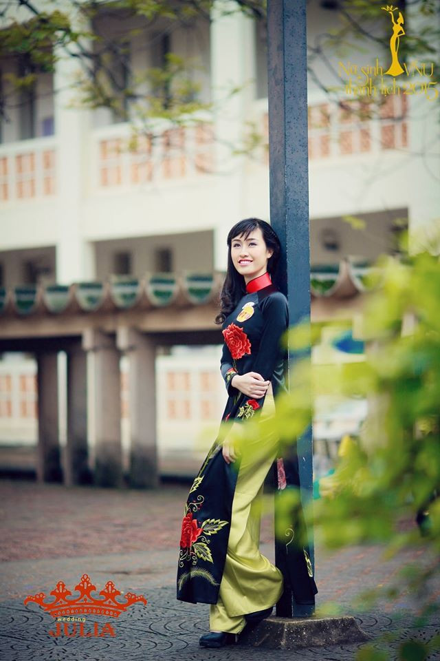 Ở trường, Xuân Thanh được khá nhiều bạn bè tín nhiệm, tin tưởng, cô bạn đảm nhận chức vụ lớp trưởng và Ủy viên BCH Liên chi Đoàn Khoa Tâm lý học, tích cực tham gia các hoạt động xã hội và trau dồi tri thức.