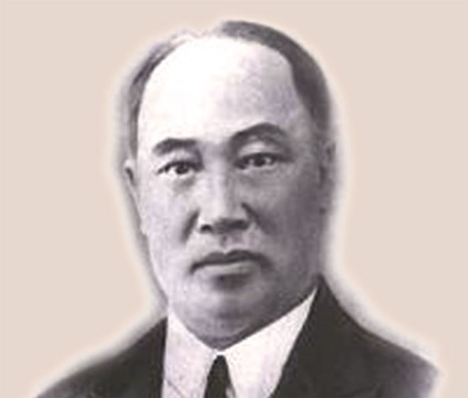 Xuất thân từ tầng lớp nghèo, nhưng với ý chí làm giàu và nghị lực hơn người, về sau, ông rất thành đạt trong kinh doanh. Sở hữu rất nhiều tàu thủy, ông Bạch Thái Bưởi được mệnh danh “ông vua tàu thủy”.