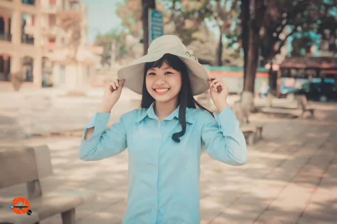 Cư dân mạng đã dành rất nhiều lời khen cho bộ ảnh độc nhất vô nhị này. Tuy có nhiều chi tiết vẫn hơi "lệch" ngày xưa một xíu nhưng chắc chắn nó đã gây ấn tượng với các bậc phụ huynh và các anh chị 8x đấy nhỉ?