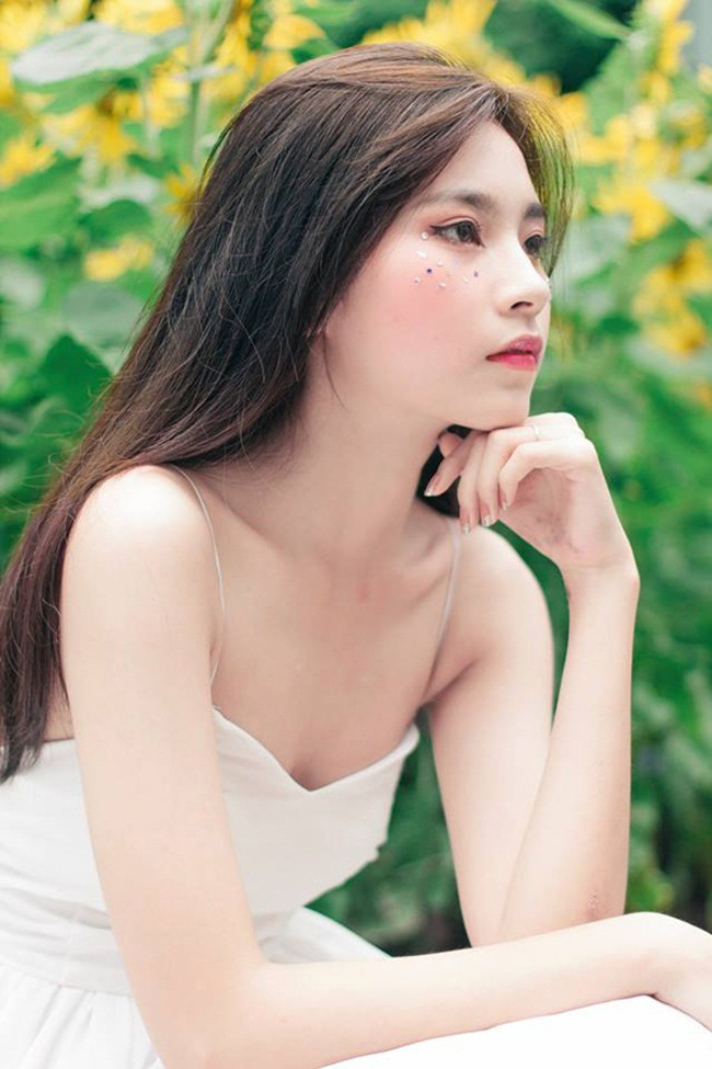 Minh Tuyền được xem là “đối thủ đáng gờm” của các thí sinh Miss Teen năm nay bởi cô hội tụ đầy đủ các yếu tố để trở thành một Miss đúng nghĩa.