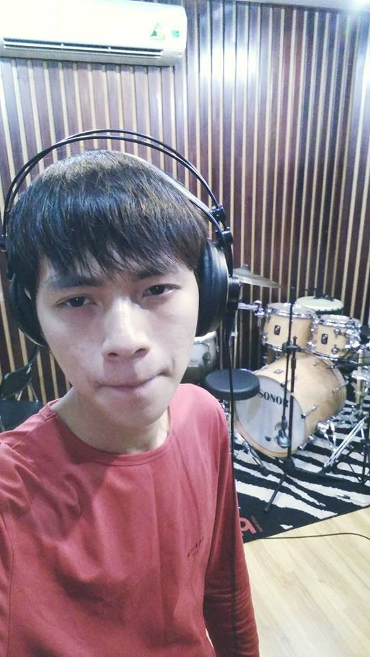 Có thể khẳng định rằng ở Việt Nam những nhân tài đặc biệt có tài năng đa dạng ở tuổi 18 như Bá Hưng thật sự rất hiếm. Và thông qua các chương trình, sân chơi trên truyền hình, chàng trai 9X - cháu 7 đời của nhà thơ Cao Bá Quát đã thể hiện được những gì tinh túy nhất của bản thân mình. Tài giỏi trong nghệ thuật là vậy, nhưng Bá Hưng - hiện vẫn đang là học sinh cũng có thành tích học tập rất tốt.