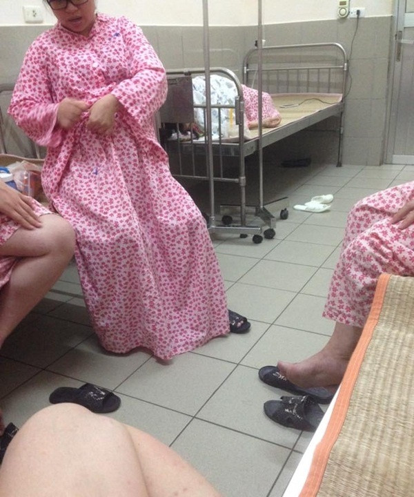 Quan sát kỹ các bức ảnh, có thể thấy dường như căn phòng diễn ra tiệc lẩu của các bà bầu không phải là phòng chờ sinh. Ngoài ra hành động, biểu hiện của những sản phụ này không giống với những người chuẩn bị lên bàn đẻ bình thường, họ hoàn toàn ung dung và như không hề cảm thấy trong cơ thể có nhiều thay đổi. Điều này giống với suy luận của nhiều dân mạng, họ cho rằng đây chỉ là phòng dưỡng thai và sẽ còn khoảng vài ngày nữa những sản phụ trong ảnh mới chính thức lên bàn đẻ.