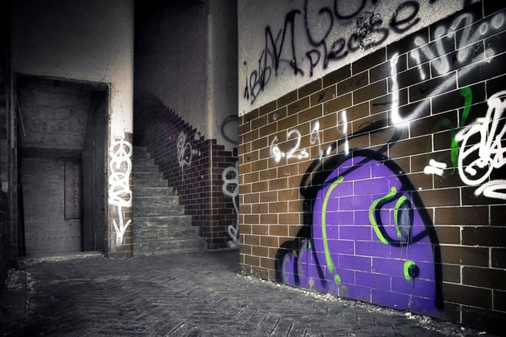 Những hình vẽ graffiti được ai đó sáng tạo nên. (ảnh: Simon Robson/Caters News).