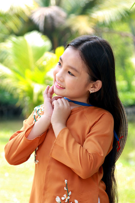 Vốn dành nhiều tình cảm cho dòng nhạc dân ca nên bố mẹ của Nghi Đình cho biết sẽ cố gắng để hỗ trợ con gái thỏa niềm đam mê với ca hát.