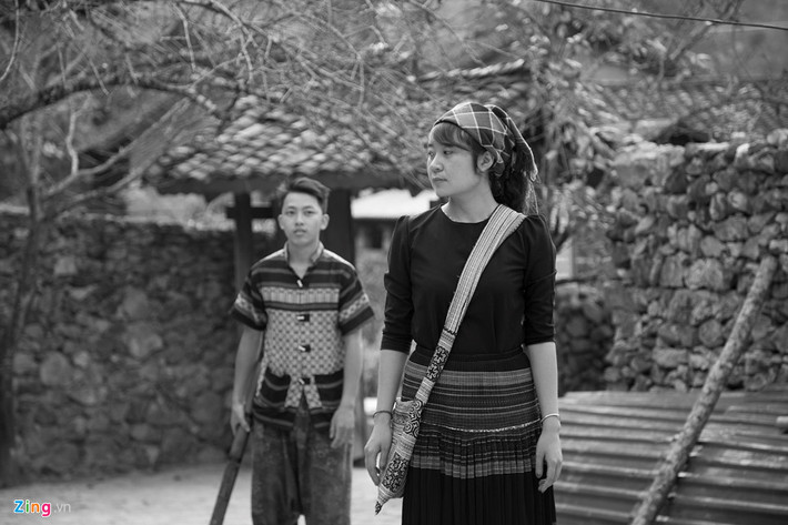 Đến Hà Giang, các bạn nên ghé thăm dinh thự Vua Mèo, nhà của Pao. Ngoài kiến trúc đặc trưng của đồng bào vùng cao, những địa điểm này cũng rất đẹp để chụp hình lưu niệm.