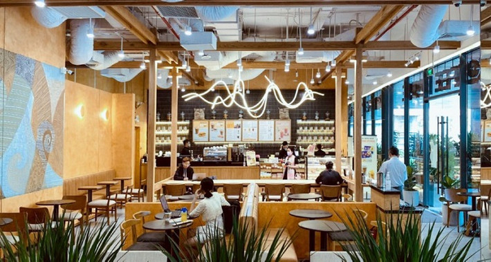Trên website của The Coffee House cũng liên tục cập nhật hình ảnh khách hàng đến quán.