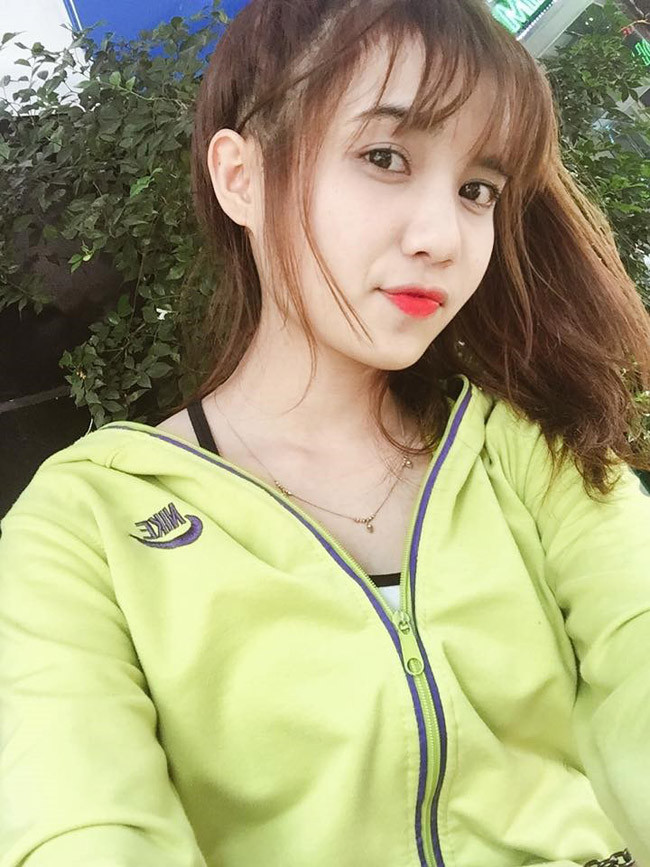 Bản thân Ái Thi cũng bất ngờ khi bản giới thiệu về mình lại gây chú ý đến vậy. Người đẹp Tây Nguyên chia sẻ, cô tìm đến “Bạn muốn hẹn hò” mong muốn gặp được “một nửa” phù hợp mà bấy lâu nay do quá kén chưa tìm được. “Còn về việc một người trẻ như mình được lên sân khấu mai mối thì là do phía ban tổ chức chương trình. Họ thấy hồ sơ của mình phù hợp thì cho tham gia, việc của mình chỉ là gửi bản đăng ký thôi”, Ái Thi nói.