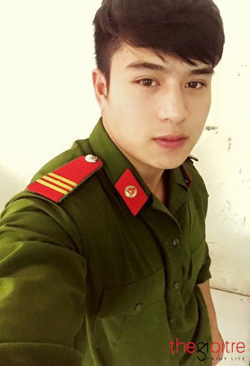 "Được mọi người quan tâm và yêu mến, mình thực sự cảm thấy rất vui và hạnh phúc. Tuy nhiên khi được mọi người quan tâm nhiều như thế cũng khiến cho mình gặp một số rắc rối, buồn cười nhất là mình nhận được khá nhiều lời mời kết bạn, cũng như tin nhắn "làm quen" hơi thái quá của các bạn trai, điều đó cũng làm cho bản thân thấy hơi khó chịu và phiền phức"- Đức chia sẻ