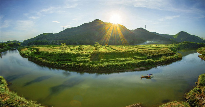 Vườn quốc gia Xuân Sơn: Cách TP Việt Trì khoảng 80km, vườn Quốc gia Xuân Sơn (huyện Tân Sơn, tỉnh Phú Thọ) có diện tích lên tới 18.369ha. Ảnh: Dulichphutho.com