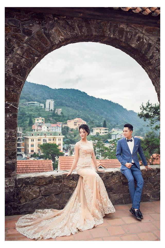 Đám cưới của cô dâu Khánh Ly và chú rể Phúc Việt được diễn ra vào ngày 16/9 vừa qua trong sự chúc mừng của hai bên gia đình và bạn bè.
