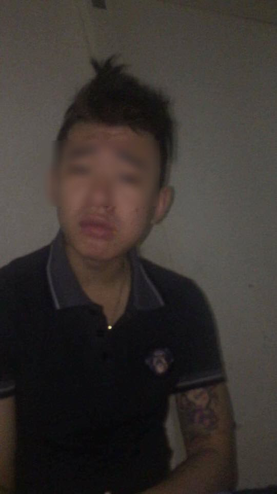 Bị anh Khoa lật mặt và bị cộng đồng mạng truy lùng ráo riết, hiện tại “hot boy ăn bám” N.D.Kh đã khóa trang cá nhân của mình. Đây không phải lần đầu tiên mạng Việt xôn xao bởi những vụ “bóc phốt”, vạch trần bộ mặt thật của một vài cá nhân và sự việc xứng đáng là lời cảnh tỉnh với nhiều bạn trẻ, chỉ quen nhìn vào sự hào nhoáng trên mạng ảo để đánh giá người khác hoặc bắt đầu một vài mối quan hệ mập mờ.