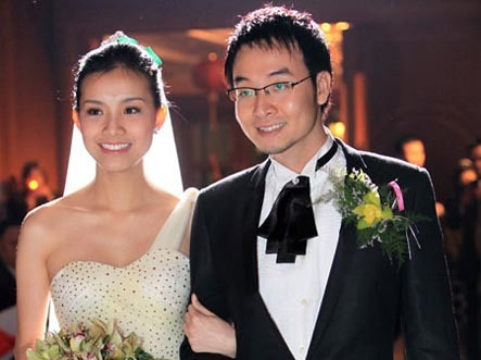 Năm 2010, Thùy Lâm lên xe hoa cùng bạn trai lâu năm là tiến sĩ kinh tế, xuất thân từ gia đình danh giá. Cô hạn chế tham gia nghệ thuật, tập trung chăm sóc gia đình.