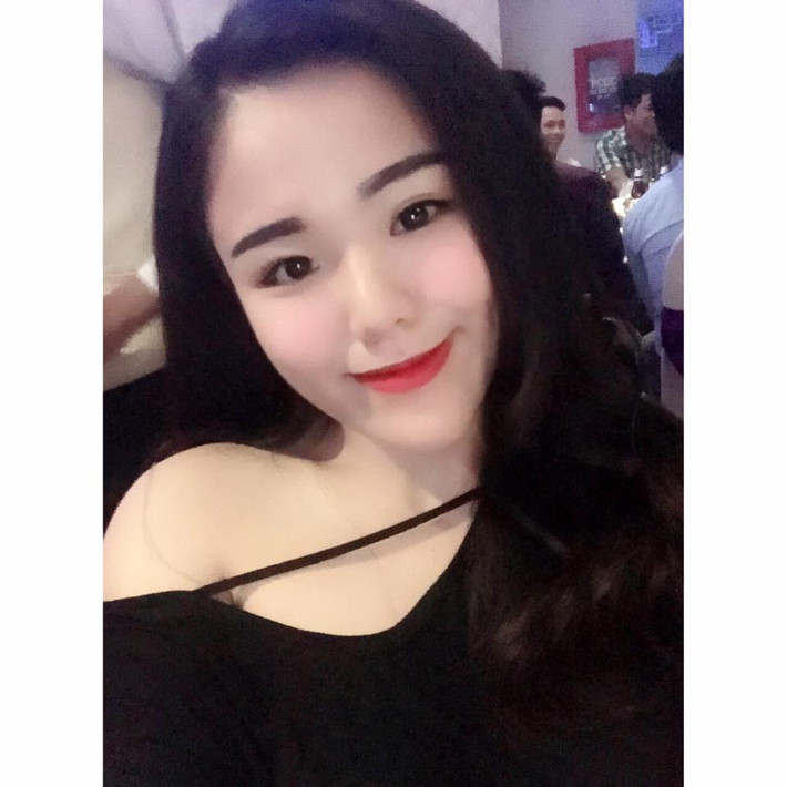 Bên cạnh việc bán các sản phẩm giảm cân và làm đẹp, Minh Châu cũng trực tiếp chia sẻ kinh nghiệm giảm cân của bản thân và đưa ra lời khuyên hữu ích khách hàng của mình. Bà chủ nhỏ cho biết, giảm cân là cả một quá trình dài, muốn giảm cân hiệu quả các chị em phải tự ý thức thay đổi mình.