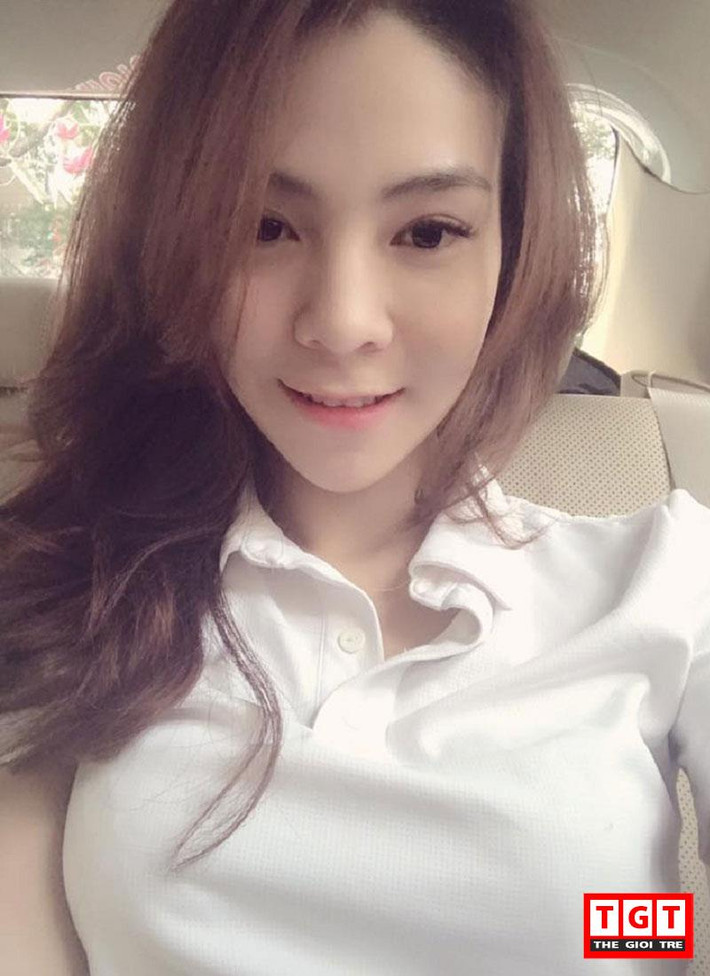 Ngoại hình xinh đẹp, cuốn hút là một lợi thế giúp 9X Sài thành này dễ dàng kinh doanh oline.