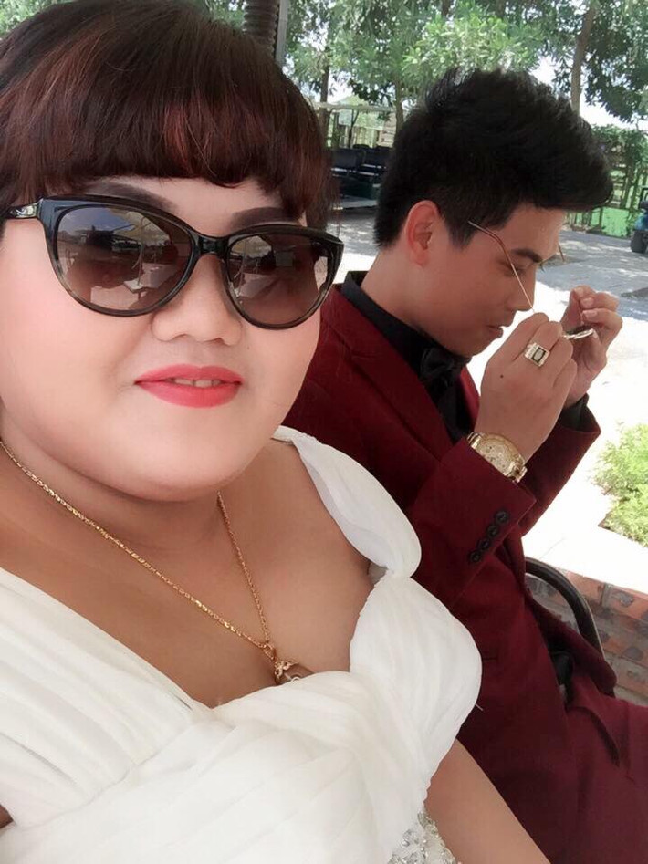 Hiện tại cặp đôi chồng gầy vợ béo đáng yêu đang cùng sinh sống và làm công việc kinh doanh ở Hạ Long, Quảng Ninh. Có cô vợ khá đặc biệt, Thanh Tùng thường xuyên lên mạng đăng ảnh trêu chọc, “nịnh” vợ bằng những bức thư, status rất mùi mẫn.