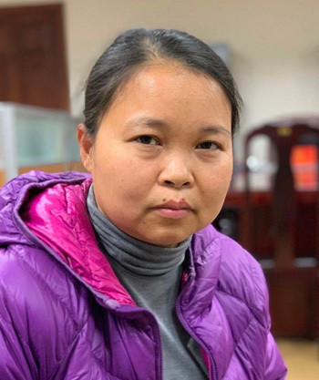 Và bà Phạm Thị Thu Hường, Chánh Văn phòng Sở Kế hoạch và Đầu tư Hà Nội. Hai nghi can cùng bị điều tra về tội Vi phạm quy định về đấu thầu gây hậu quả nghiêm trọng, theo khoản 3 điều 222 Bộ luật Hình sự năm 2015.
