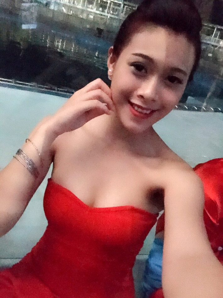 Bị nhiều bạn bè, thậm chí cả “người trong mộng” chê béo, Mỹ Anh cảm thấy khổ sở, tủi thân vô cùng. Đến mức không chịu đựng nổi, cô nàng quyết định ăn kiêng, hy vọng có thể tạo ra một tiến trình giảm cân thần thánh, quyết tâm có được vóc dáng đẹp hơn.