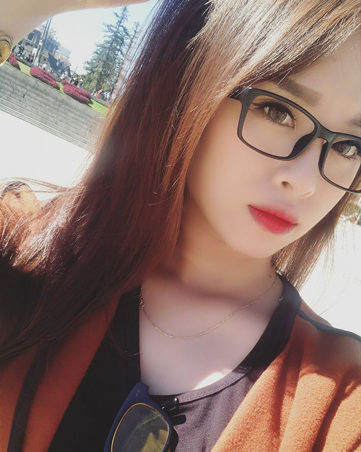 Tiết lộ với một trang tin về phụ nữ, Hà My cho rằng nếu có cơ hội đến dự, xuất hiện trong đám cưới của người yêu cũ cô vẫn sẽ lựa chọn cách làm cho mình thật xinh đẹp, rạng rỡ, sẽ mặc những bộ đồ đẹp nhất và chuẩn bị một tâm lý thoải mái, tự nhiên nhất. Bởi cô gái trẻ tuổi luôn đề cao sự tôn trọng của mình đối với "chuyện cũ - người cũ" và ngược lại, cô mong muốn bằng vẻ ngoài tự tin, không lấn cấn về những gì đã qua của mình cô cũng có thể nhận được sự tôn trọng từ những người khác.