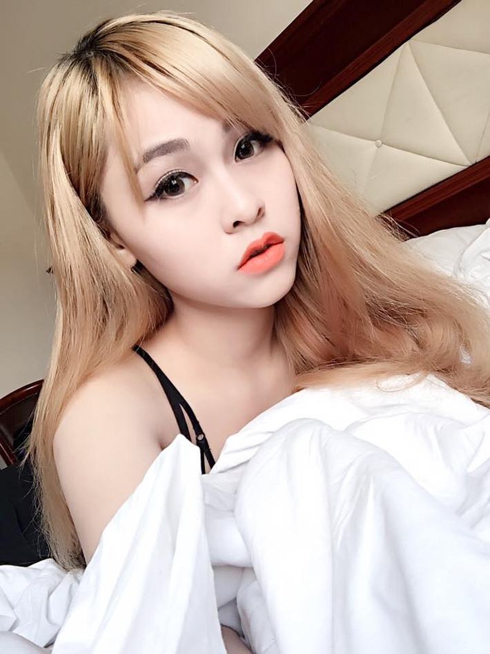 Lee Ann khá đang dạng trong phong cách thể hiện trước công chúng, với sự nỗ lực của bản thân, những bộ ảnh của cô đã thực hiện nhận được nhiều lời khen ngợi tích cực của giới chuyên môn và fan yêu mến. Ảnh: FBNV.