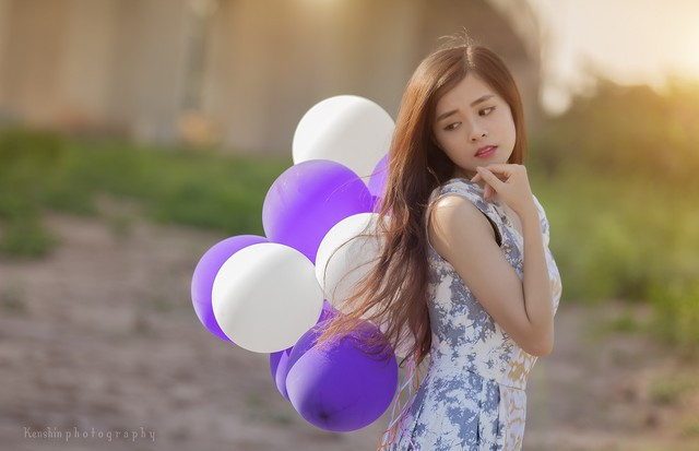 Với sở thích chụp ảnh, cô nữ sinh Bách Khoa hoàn thành bộ hình mới với phong cách nhẹ nhàng, trẻ trung, được thành viên trên nhiều fanpage về ảnh tặng "like". Bộ ảnh mới của Ánh cũng được một số trang tin trẻ giới thiệu và nét đáng yêu của cô bạn thực sự trở thành điểm thu hút số một.