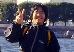 Tháng 10/2004, Vũ Anh Tuấn, 20 tuổi, sinh viên năm thứ nhất Đại học Bách khoa, đã bị một nhóm thanh niên đâm nhiều nhát dao và chết ở gần ký túc xá trường Y ở thành phố St Petersburg. Vụ việc xảy ra khi Tuấn đang trên đường đến ký túc xá trường ĐH Y số 1 để thăm người nhà. Tuấn cố vùng chạy, nhưng bị những kẻ tấn công đuổi kịp và đâm liên tiếp 10 nhát dao, khiến anh chết ngay tại chỗ.