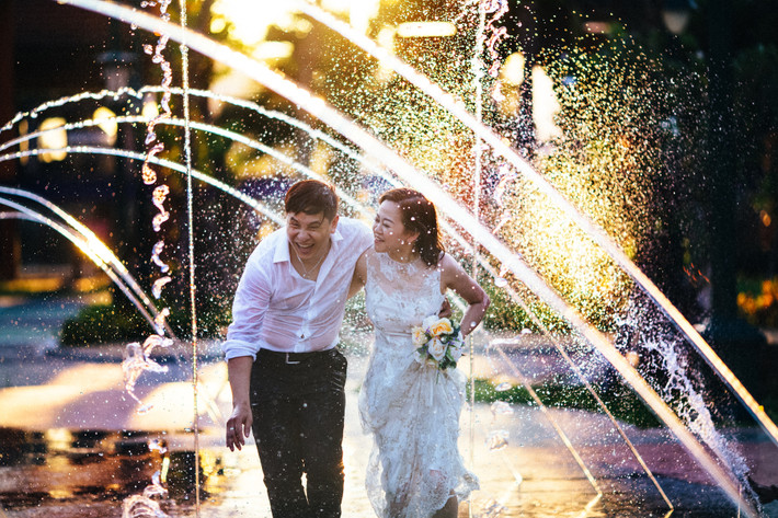 Điển hình như sau 4 tháng yêu, Thanh mới chính thức ngỏ lời tỏ tình với bạn gái, và đó cũng là lời cầu hôn luôn. Ảnh: Hải Lê Cao.