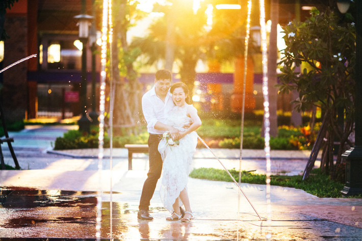 Tình yêu của một cặp đôi trưởng thành, với Nguyễn Huyền tuy không có nhiều yếu tố lãng mạn như phim ảnh nhưng bù lại, có sự chín chắn và thú vị riêng. Ảnh: Hải Lê Cao.