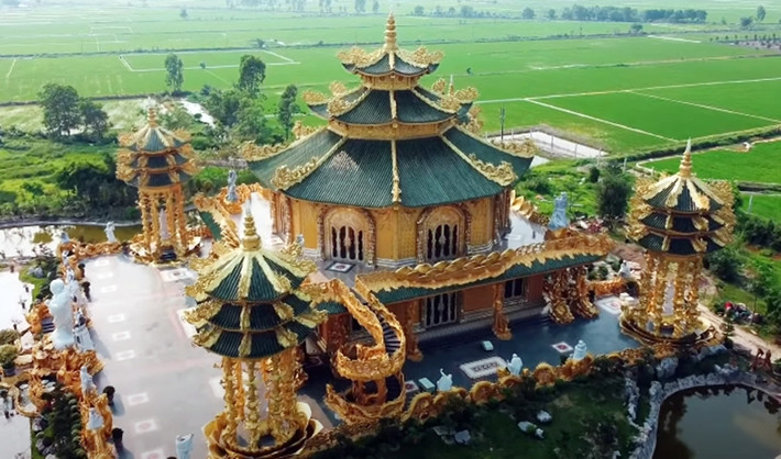 Sau 5 năm trùng tu, xây dựng, chùa Phúc Lâm như được khoác lên mình tấm áo mới lộng lẫy, uy nghi và tráng lệ hơn.