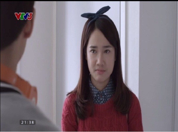 Ngoài nội dung sinh động, cảnh quay đẹp, cốt truyện hay... cư dân mạng, khán giả trẻ còn đặc biệt chú ý, bị hớp hồn bởi diễn viên Nhã Phương thủ vai Linh trong phim Tuổi thanh xuân.