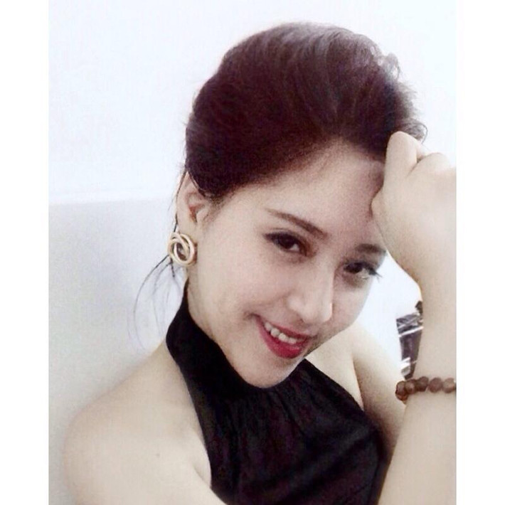 Là một cô gái trẻ năng động, luôn nỗ lực cống hiến để có được thành công như hiện tại, Diễm My cũng đã phải lao động vất vả trong nhiều môi trường làm việc áp lực cao. Cô chia sẻ, một ngày cô ước có 48 tiếng để vừa học - vừa làm - vừa chơi - vừa nghỉ ngơi.