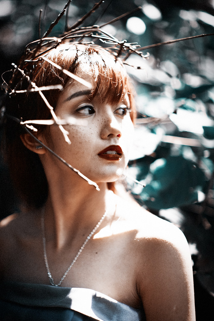 Sự kết hợp giữa ánh sáng và những đạo cụ cây cối khiến nhiều shoot hình trở nên đẹp mắt và "chất hơn".