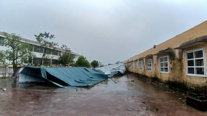 Ngoài ra, 9 trung tâm giáo dục nghề nghiệp – giáo dục thường xuyên trên địa bàn bị ảnh hưởng với mức thiệt hại ước tính 850 triệu đồng. Ở khối trung cấp và cao đẳng, có 5 trường chịu ảnh hưởng với tổng giá trị thiệt hại khoảng 1,336 tỷ đồng.