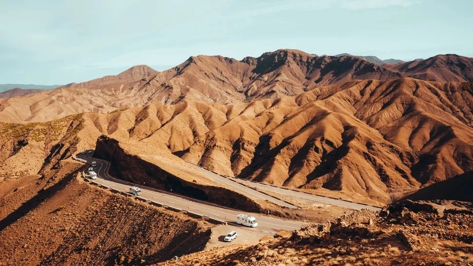 Cấu trúc 'nếp nhăn' cổ kỳ lạ ở Morocco, chuyên gia vắt óc giải mã