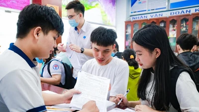 Sau khi trúng tuyển đại học 2025, thí sinh cần làm gì?