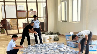 Quảng Ninh phát hiện 5.400 tuýp thuốc trị ngứa nhập lậu