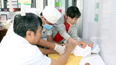 11 nhóm được hưởng 100% chi phí khám, chữa bệnh từ ngày 1/7