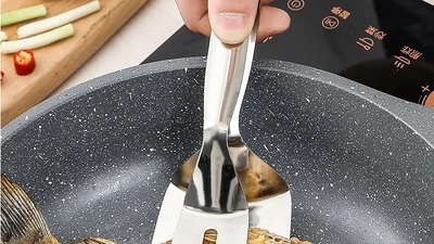 Mẹo rán cá không dính chảo