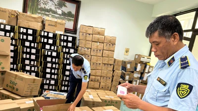 Xử phạt doanh nghiệp gia công sản phẩm phụ khoa giả mạo nhãn hiệu Lacto Mason