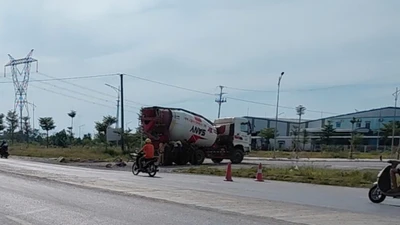 Xe bồn va chạm với xe đạp, người phụ nữ tử vong thương tâm
