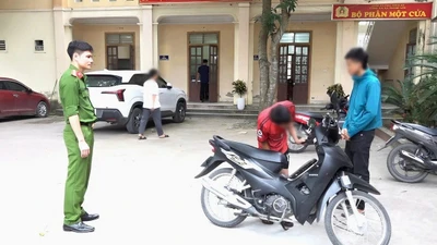 Bắt khẩn cấp 2 đối tượng trộm xe máy ở Nghệ An