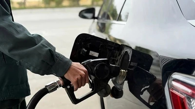 Giá xăng hôm nay 14/5: Bất ngờ đảo chiều?