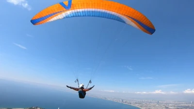 Tạm dừng bay dù lượn ở Sơn Trà sau sự cố du khách tử nạn