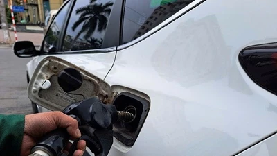 Giá xăng hôm nay 21/8: Tăng nhẹ?