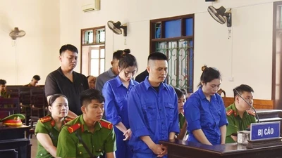 Giả danh nhân viên công ty tài chính lừa đảo hơn 2,3 tỷ đồng