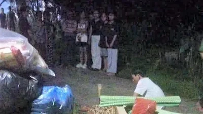 Bé trai 2 tuổi rơi xuống mương nước tử vong ở Hà Tĩnh