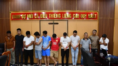 Triệt phá đường dây cá độ bóng đá quy mô hơn 350 tỷ đồng