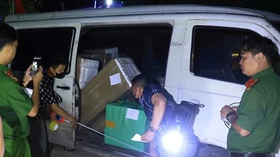 Phát hiện, bắt giữ hàng loạt vụ hàng lậu ở Quảng Trị