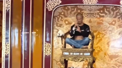 Vụ phá hoại Ngai vua triều Nguyễn, hai nhân viên bảo vệ bị cho thôi việc