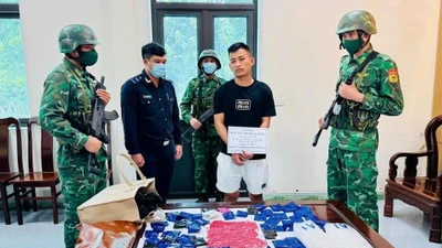 Triệt phá đường dây ma tuý "khủng" từ Lào về Việt Nam