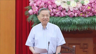 Tổng Bí thư Tô Lâm: Để văn kiện thực sự là ngọn đuốc soi đường